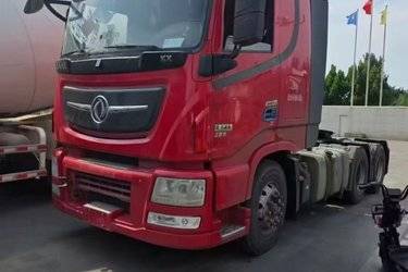 二手东风商用车 天龙旗舰KX 560马力 6X4牵引车(国五) 双驱 东风康明斯二手牵引车 黄牌图片