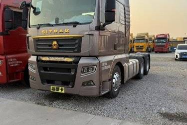二手中国重汽 汕德卡SITRAK C7H重卡 540马力 6X4 AMT自动挡牵引车(超高顶)(国六) 双驱 曼二手牵引车 黄牌图片