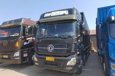 二手东风商用车 天龙重卡 245马力 6X2 9.4米厢式载货车(国五) 前四后四 雷诺二手载货车 黄牌图片