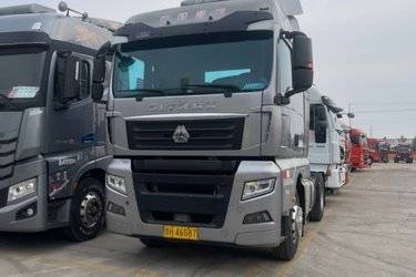 二手中国重汽 汕德卡SITRAK G7重卡 480马力 4X2 AMT自动挡牵引车(国五) 单桥 曼二手牵引车 黄牌图片