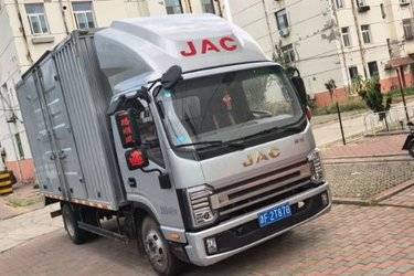 二手江淮 帅铃S7 171马力 4.12米单排厢式轻卡(国六) 单桥 康明斯二手载货车 蓝牌图片
