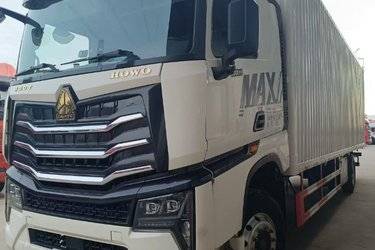 二手中国重汽 HOWO MAX 350马力 4X2 9.6米厢式载货车(国六) 单桥 曼二手载货车 黄牌