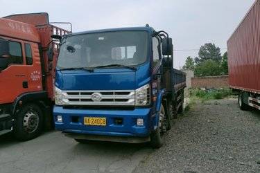 二手福田 瑞沃Q5 220马力 6X2 6.8米仓栅式载货车(国五) 前四后四 玉柴二手载货车 黄牌图片