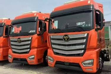 二手福田 欧曼EST 北方版 530马力 6X4 LNG自动挡牵引车(国六)(有缓速器)(国六) 双驱 福田康明斯二手牵引车 黄牌图片