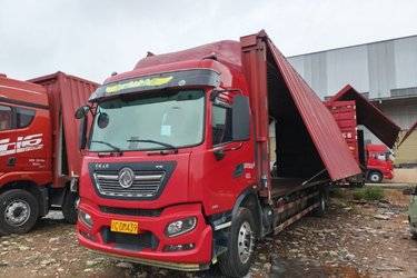 二手东风商用车 天锦KR 245马力 4X2 9.8米厢式载货车(高顶)(国五) 单桥 康明斯二手载货车 黄牌图片