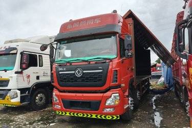 二手东风商用车 天龙VL重卡 292马力 6X2 9.6米厢式载货车(国五) 前四后四 雷诺二手载货车 黄牌图片