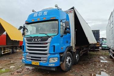 二手江淮 格尔发A5X中卡 245马力 4X2 9.8米厢式载货车(国五) 单桥 潍柴二手载货车 黄牌图片