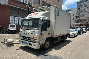 二手江淮 帅铃Q6 160马力 4.12米单排厢式轻卡(国六) 单桥 安徽康明斯二手载货车 蓝牌图片