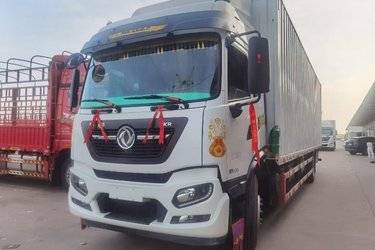 二手东风商用车 天锦KR 245马力 4X2 9.8米厢式载货车(国五) 单桥 康明斯二手载货车 黄牌图片
