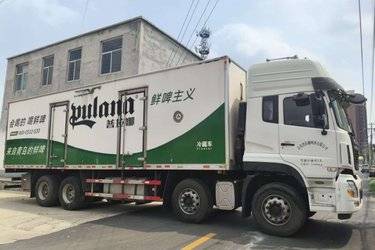 二手东风商用车 天龙VL重卡 350马力 6X2 9.6米厢式载货车(国五) 前四后四 雷诺二手载货车 黄牌图片