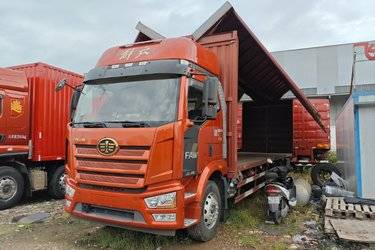 二手一汽解放 J6L中卡 经典版 260马力 4X2 9.75米厢式载货车(国六) 单桥 锡柴二手载货车 黄牌图片