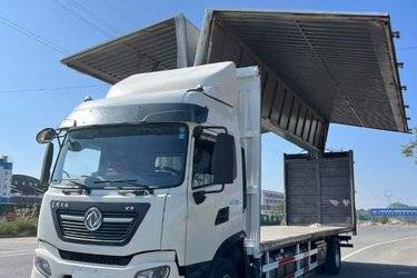 二手东风商用车 天锦KR 245马力 4X2 9.8米翼开启厢式载货车(国五) 单桥 东风康明斯二手载货车 黄牌图片