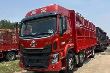 二手东风柳汽 乘龙H5中卡 290马力 6X2 9.4米仓栅式载货车(国五) 前四后四 玉柴二手载货车 黄牌图片