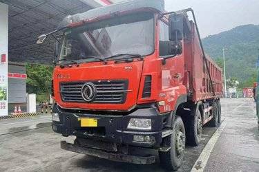 二手东风商用车 天龙KC重卡 450马力 8X4 7.8米自卸车(平顶)(国五) 前四后八 东风二手自卸车 黄牌图片