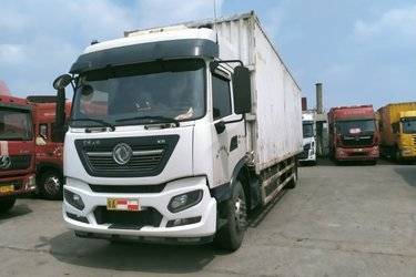 二手东风商用车 天锦KR 245马力 4X2 9.8米厢式载货车(国五) 单桥 康明斯二手载货车 黄牌图片