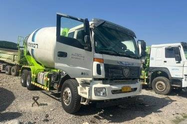 二手福田 欧曼新ETX 重载型 375马力 8X4 5.8方混凝土搅拌车(12挡)(国五) 前四后八 潍柴二手搅拌车图片