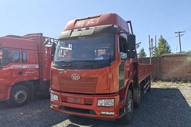 二手一汽解放 J6L中卡 240马力 6X2 7.7米栏板载货车(国五) 前四后四 锡柴二手载货车 黄牌图片