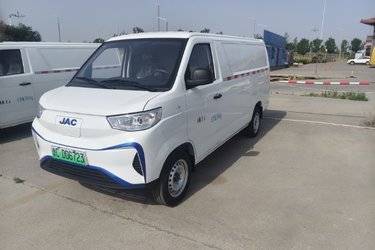 二手江淮 蓝猫M1 2023款 国轩精英版 2.7T 2座 4.745米纯电动厢式运输车40.55kWh  二手电动卡车电动封闭厢货图片