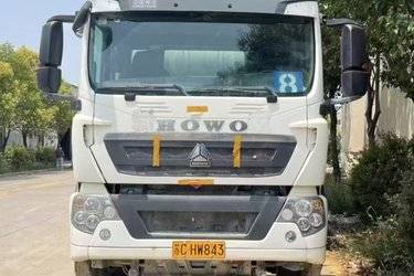 二手中国重汽 HOWO TX5 340马力 8X4 7.9方混凝土搅拌车(润宇达牌)(国五) 前四后八 曼二手搅拌车图片