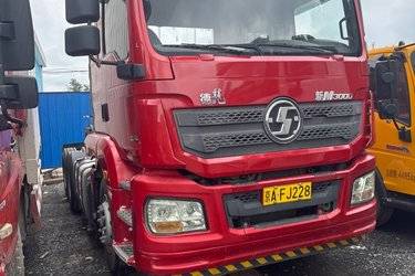 二手陕汽重卡 德龙新M3000 标柜版 375马力 6X4牵引车(国五) 双驱 潍柴二手牵引车 黄牌图片