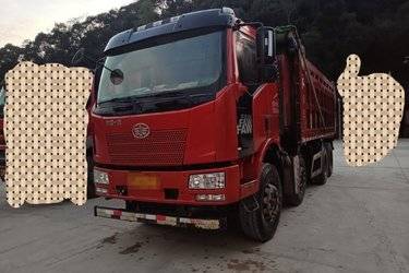 二手一汽解放 J6L重卡 280马力 8X4 5.8米自卸车(国五) 前四后八 大柴二手自卸车 黄牌图片