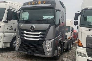 二手大运 V9重卡 550马力 6X4牵引车(液缓)(国五) 双驱 潍柴二手牵引车 黄牌图片