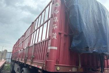 二手13米x2.55米 3轴 仓栅式半挂车图片