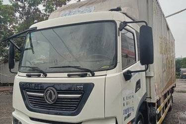 二手东风商用车 天锦KR 190马力 4X2 8米厢式载货车(国六) 单桥 东风股份二手载货车 黄牌