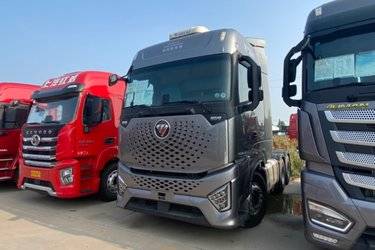 二手福田 欧曼银河 北方版 660马力 6X4 AMT自动档牵引车(国六) 双驱 福田康明斯二手牵引车 黄牌图片