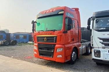 二手中国重汽 汕德卡SITRAK C7H重卡 540马力 6X4 LNG牵引车(国六) 双驱 曼二手牵引车 黄牌图片
