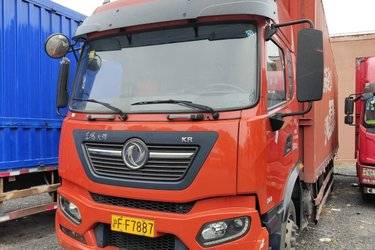 二手东风商用车 天锦KR重卡 舒适版 245马力 4X2 9.75米厢式载货车(国五) 单桥 东风康明斯二手载货车 黄牌图片