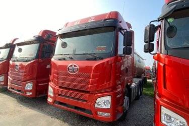二手青岛解放 JH6重卡 480马力 6X4牵引车(国五) 双驱 潍柴二手牵引车 黄牌