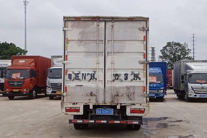 二手东风福瑞卡(全新) 130马力 载货车