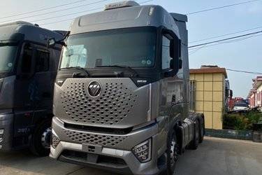 二手福田 欧曼银河 660马力 6X4 AMT自动档牵引车(国六) 双驱 福田康明斯二手牵引车 黄牌