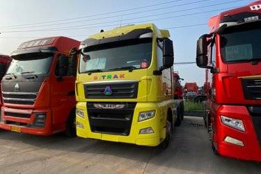 二手中国重汽 汕德卡SITRAK C7H重卡 540马力 6X4牵引车(国五) 双驱 曼二手牵引车 黄牌