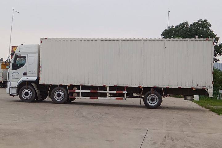 二手东风柳汽乘龙 270马力 载货车
