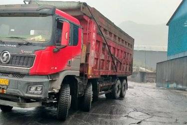 二手陕汽重卡 德龙X5000 超强版 550马力 8X4 8米自卸车(国六) 前四后八 潍柴二手自卸车 黄牌