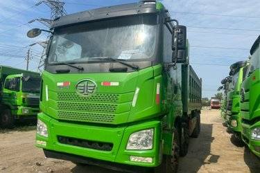 二手青岛解放 JH6重卡 430马力 8X4 6.8米自卸车(国五) 前四后八 潍柴二手自卸车 黄牌