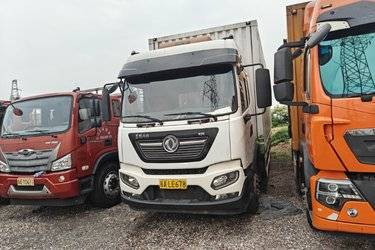 二手东风商用车 天锦KR 245马力 4X2 9.8米厢式载货车(高顶)(国五) 单桥 东风康明斯二手载货车 黄牌图片