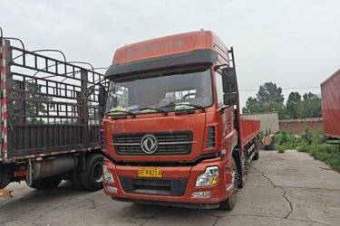二手东风商用车 天龙重卡 245马力 6X2 9.6米栏板载货车(国五) 前四后四 雷诺二手载货车 黄牌图片