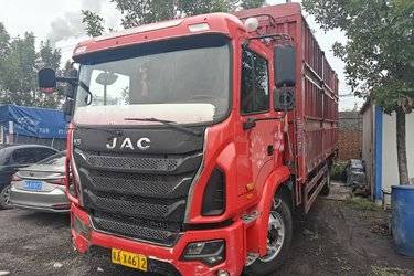 二手江淮 格尔发K5中卡 180马力 4X2 6.8米仓栅式载货车(国五) 单桥 锡柴二手载货车 黄牌图片