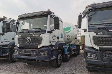二手陕汽重卡 德龙M3000S 400力 8X4 7.89方混凝土搅拌车(国六) 前四后八 潍柴二手搅拌车图片