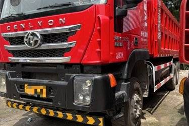 二手上汽红岩 杰狮C500重卡 450马力 6X4 6.8米自卸车(国五) 后八轮 上菲红二手自卸车 黄牌