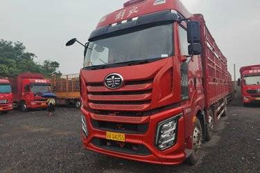 二手一汽解放 J6V 精英版 350马力 6X2 9.4米仓栅式载货车(国六) 前四后四 锡柴二手载货车 黄牌