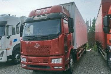二手一汽解放 J6L中卡 经典版 240马力 4X2 9.7米厢式载货车(国六) 单桥 锡柴二手载货车 黄牌图片