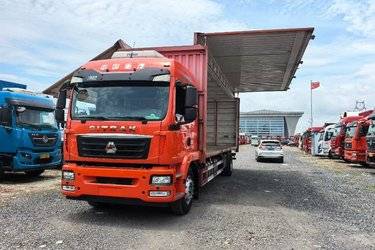 二手中国重汽 汕德卡SITRAK G5重卡 270马力 4X2 9.52米厢式载货车(国六) 单桥 曼二手载货车 黄牌图片