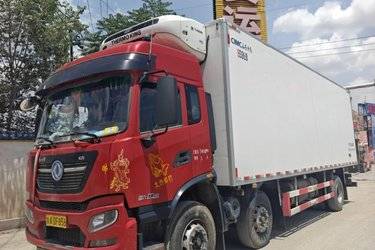 二手东风商用车 天锦KR 舒适版 300马力 6X2 8.6米厢式载货车(国六) 前四后四 东风股份二手载货车 黄牌