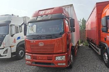 二手一汽解放 J6L 经典版 240马力 4X2 9.7米厢式载货车(国六) 单桥 锡柴二手载货车 黄牌图片