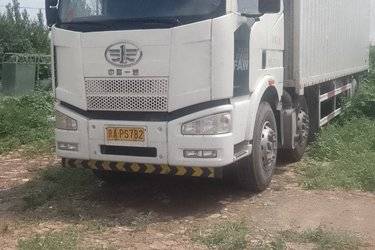 二手一汽解放 J6M 280马力 6X2R 9.5米厢式载货车(国五) 前四后四 一汽解放二手载货车 黄牌图片