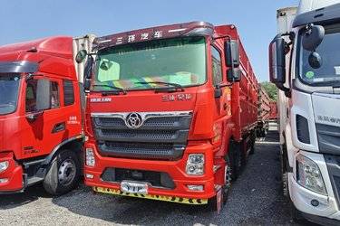 二手三环十通 昊龙 舒适版 270马力 8X2 8米仓栅式载货车(国六)(9挡)(后桥440)(国六) 前四后六 玉柴二手载货车 黄牌图片
